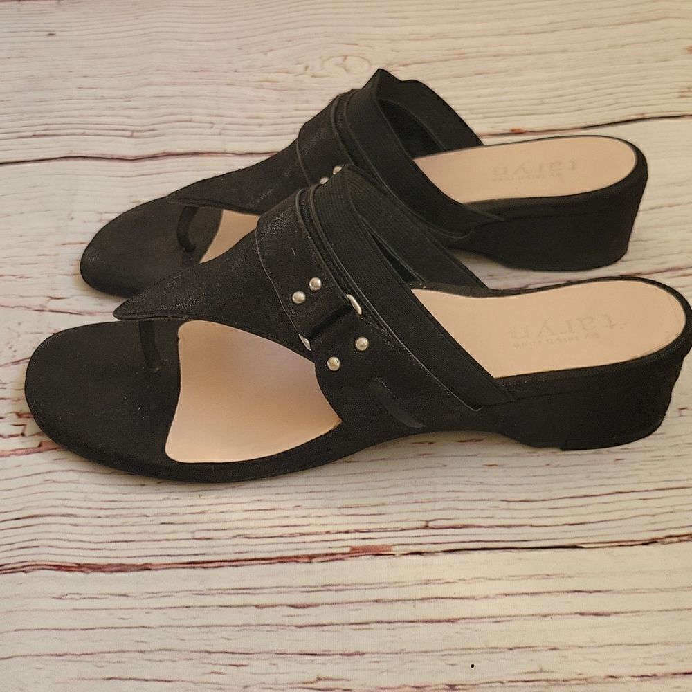 TARYN ROSE Black Thongs Size 8.5 - Picture 2 of 7
